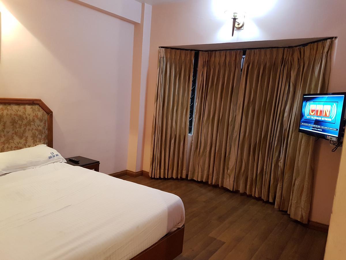 Hotel Blue Bird Ooty Exteriör bild